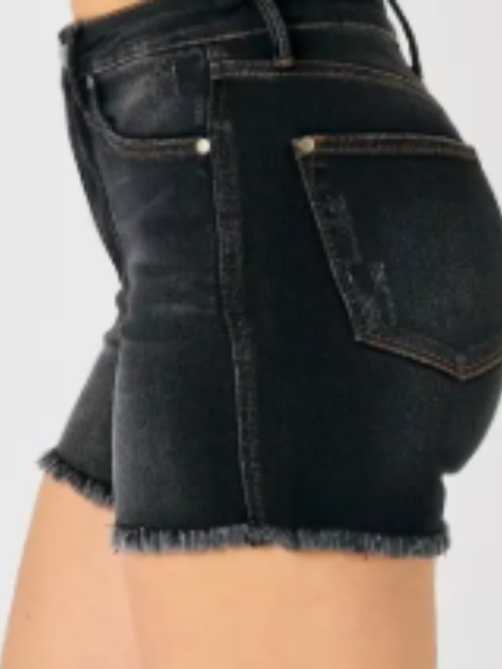 Judy blue High-West Tummy Control Fray Hem Shorts NWT - Picture 2 of 4